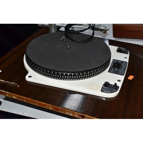 441 - A GARRARD 301 TRANSCRIPTION TURNTABLE, Schedule No 51400/2, Serial No 58451 mounted to a recent plin... 