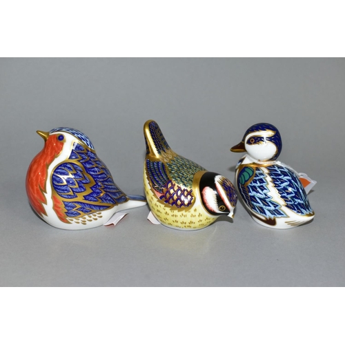 449 - THREE ROYAL CROWN DERBY PAPERWEIGHTS, comprising a Duckling, a Robin and a Blue Tit, all first quali... 