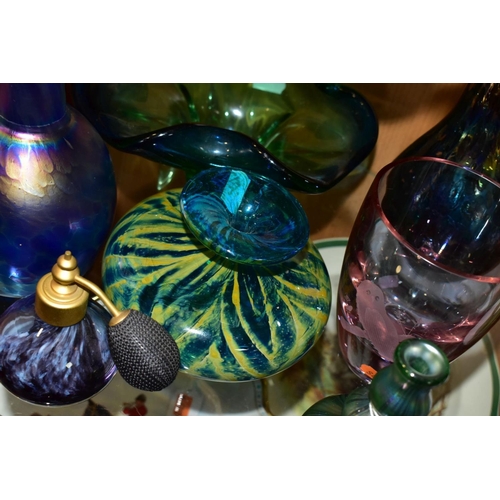 456 - A GROUP OF COLOURED GLASSWARES, to include an iridescent green bud vase with bulbous neck, in Loetz ... 