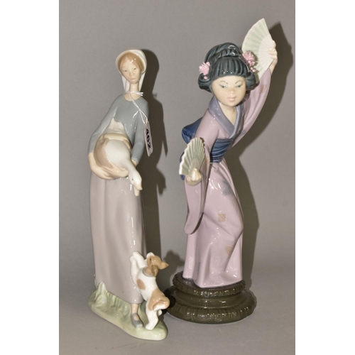 462 - TWO LLADRO FIGURES OF GIRLS, comprising Japanese  with fan, No. 4991, sculpted by Salvador Debon, is... 