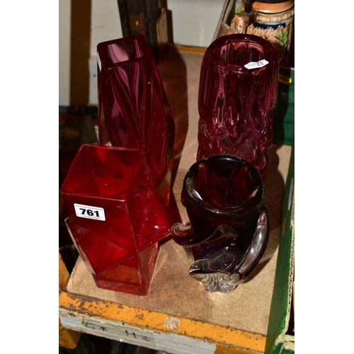 761 - FOUR PIECES OF LATE 20TH CENTURY STUDIO GLASS, comprising a Pavel Hlava 'dragon' vase for Crystalex,... 