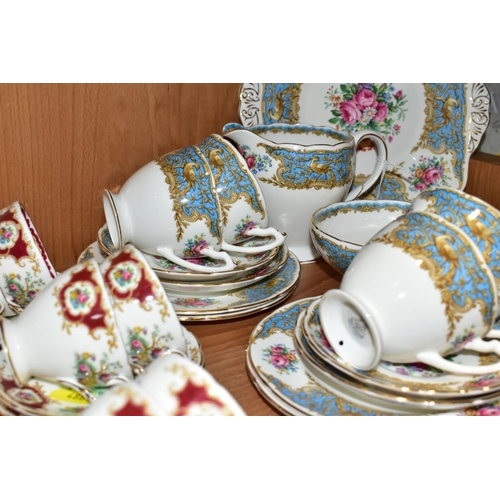 488 - A FOLEY 'BROADWAY' PATTERN THIRTY SIX PIECE TEA AND COFFEE SET AND A FOLEY 'MONTROSE' TWENTY ONE PIE... 