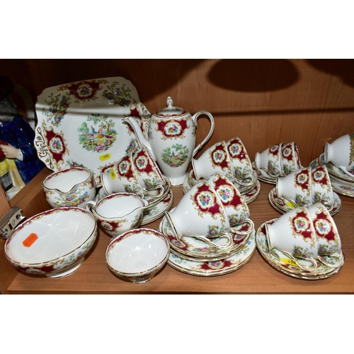 488 - A FOLEY 'BROADWAY' PATTERN THIRTY SIX PIECE TEA AND COFFEE SET AND A FOLEY 'MONTROSE' TWENTY ONE PIE... 