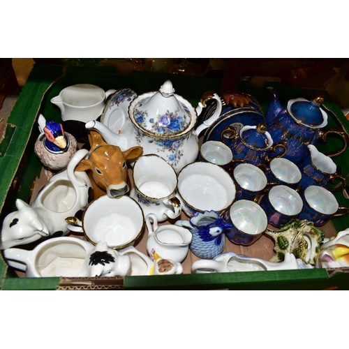 544 - TWO BOXES AND LOOSE CERAMICS, GLASSWARES AND SUNDRY ITEMS, to include five pieces of Royal Albert Mo... 