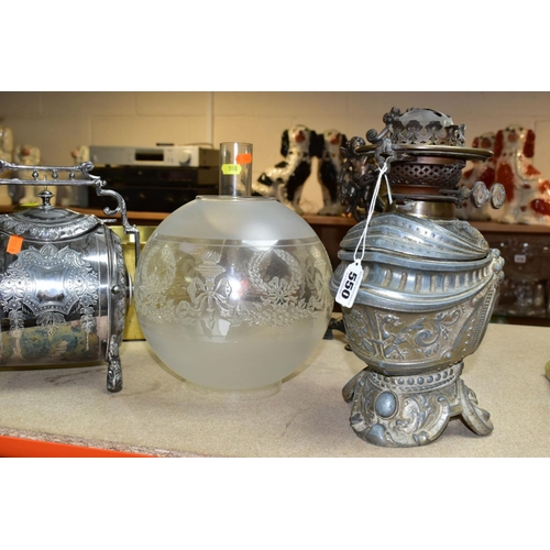 550 - A GROUP OF VICTORIAN / EDWARDIAN METALWARES, comprising a cast metal novelty oil lamp in the form of... 