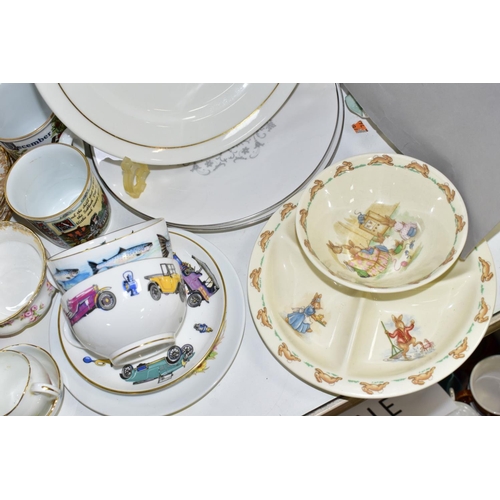 644 - A GROUP OF CERAMICS, to include a framed limited edition Heinrich Villeroy and Boch Statue of Libert... 