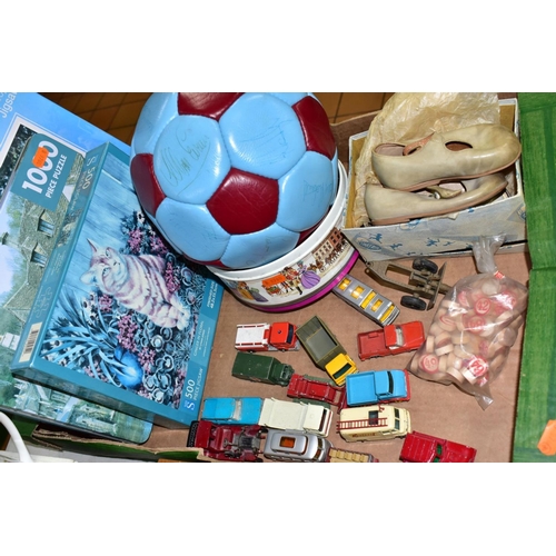 648 - A QUANTITY OF UNBOXED & ASSORTED MATCHBOX DIECAST VEHICLES, JIGSAWS AND SIGNED FOOTBALL, to include ... 