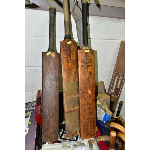 658 - A BOXED TASCO TELESCOPE (MODEL 66TR), SIX CRICKET BATS INCLUDING THREE VINTAGE SOLID WILLOW 'GRADIDG... 