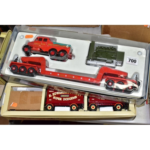 700 - THREE BOXED CORGI CLASSICS HEAVY HAULAGE AND SHOWMANS RANGE SETS, Scammell Constructor, 24 Wheel Gir... 