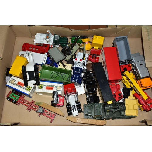 703 - FOUR TRAYS OF UNBOXED DIE-CAST MODEL VEHICLES, to include a Matchbox Superkings K44/3 Bridge layer, ... 