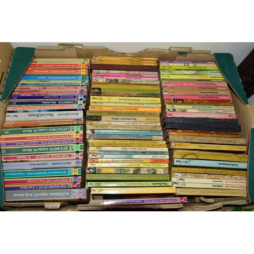 747 - A LARGE SELECTION OF COLLECTABLE VOLUMES AND CHILDREN'S PENGUIN BOOKS, including twenty five 'The Ol... 