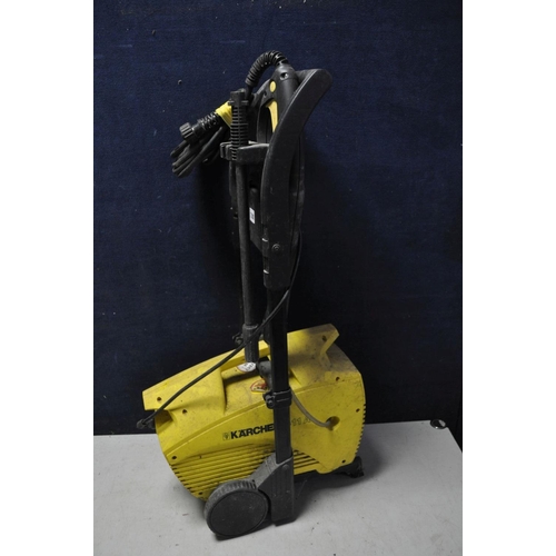 1280 - A KARCHER 411A pressure washer with lance (PAT pass and powers up but UNTESTED)