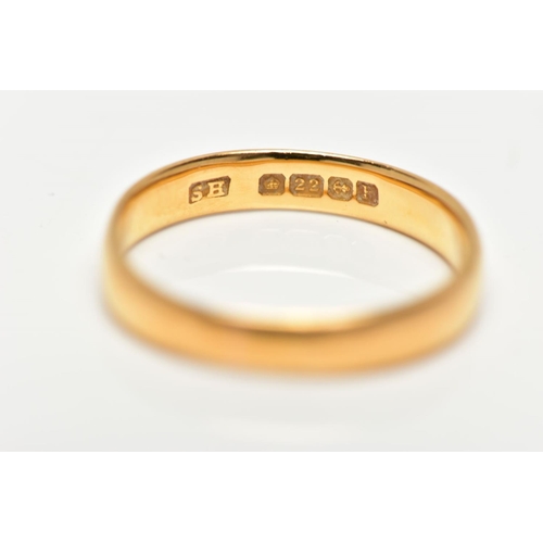 42 - A 22CT GOLD BAND RING, a yellow gold courted band ring, approximate width 3.5mm, hallmarked 22ct Bir... 