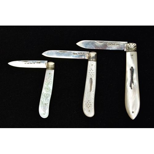 66 - THREE SILVER FRUIT KNIVES, three silver bladed fruit knives with mother of pearl handles, the first ... 