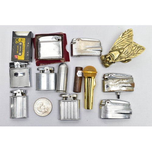 78 - A BOX OF ASSORTED ITEMS, to include a brass wasp and twelve lighters