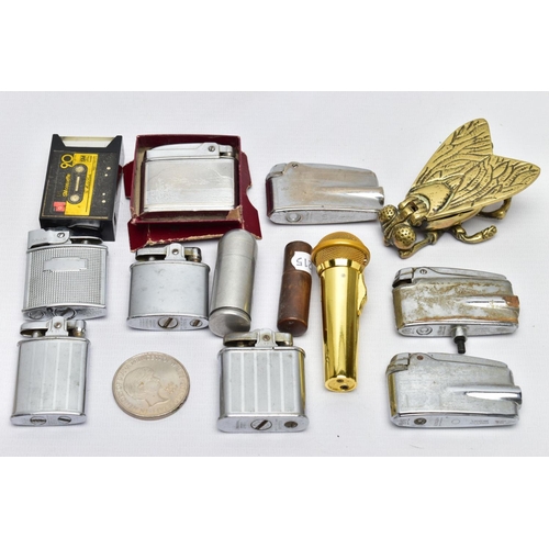 78 - A BOX OF ASSORTED ITEMS, to include a brass wasp and twelve lighters