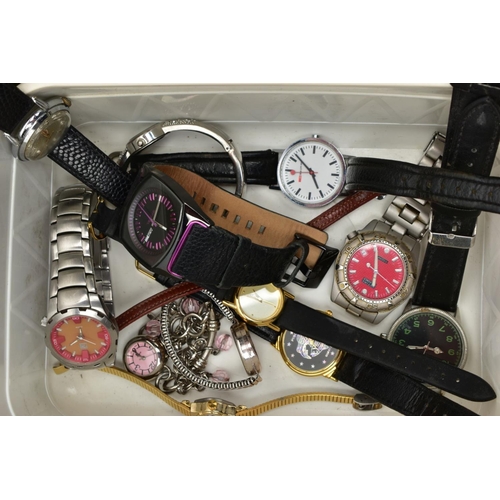 83 - A SELECTION OF WATCHES AND COSTUME JEWELLERY, to include a black glass stylised bead necklace, a 'Fo... 