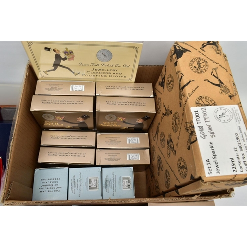 89 - A BOX OF ASSORTED JEWELLERY POINT OF SALE, to include a number of new antique style ring boxes, an a... 