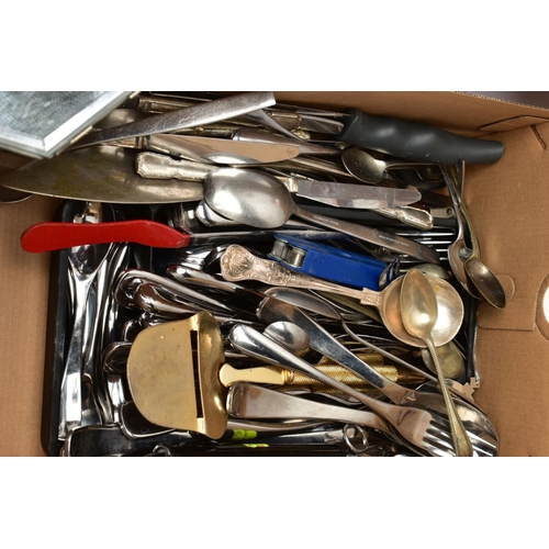 92 - A BOX OF MISCELLANEOUS ITEMS, to include a multi storage wooden jewellery box, a mirror jewellery bo... 