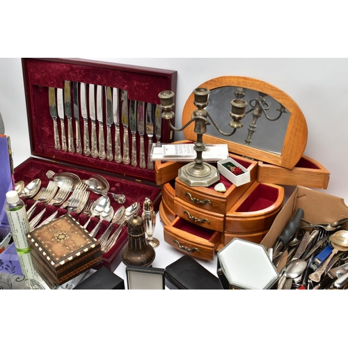 92 - A BOX OF MISCELLANEOUS ITEMS, to include a multi storage wooden jewellery box, a mirror jewellery bo... 