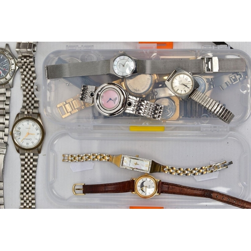 98 - A SELECTION OF LADIES AND GENTS WRISTWATCHES, to include four small plastic boxes with various fashi... 