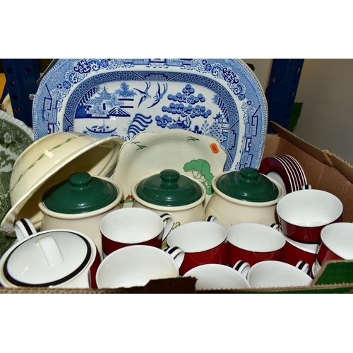 538 - FIVE BOXES OF CERAMICS, GLASSWARE AND HOUSEWARE ITEMS, to include three Staffordshire stoneware 'Wil... 