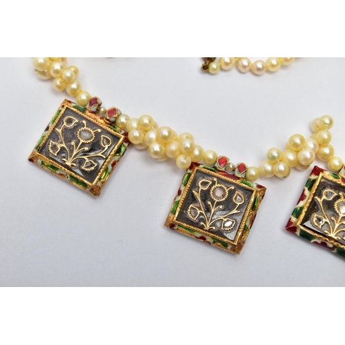 12 - AN INDIAN YELLOW METAL DIAMOND AND ENAMEL CULTURED PEARL NECKLACE, the front designed as a series of... 