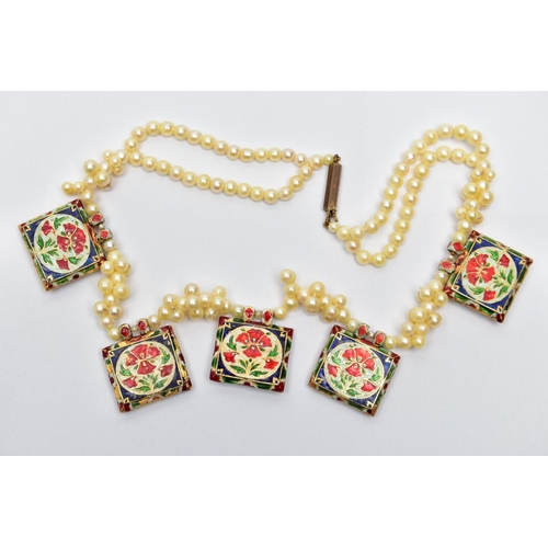 12 - AN INDIAN YELLOW METAL DIAMOND AND ENAMEL CULTURED PEARL NECKLACE, the front designed as a series of... 