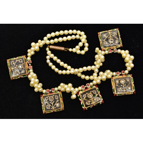 12 - AN INDIAN YELLOW METAL DIAMOND AND ENAMEL CULTURED PEARL NECKLACE, the front designed as a series of... 