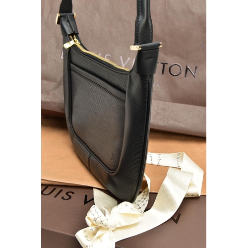 135 - A BOXED LOUIS VUITTON M58972 LADIES 'MATSY' BLACK EPI LEATHER SHOULDER BAG,  black fabric lined, hei... 