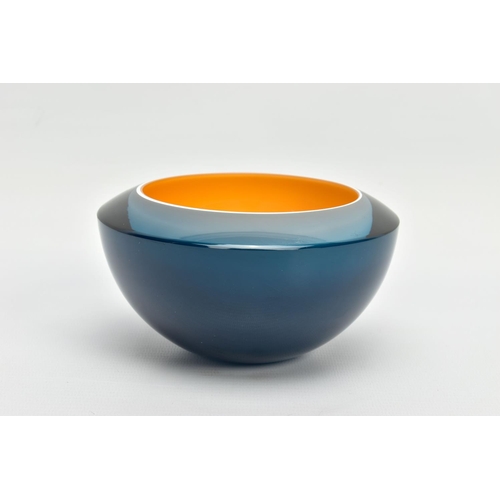 145 - RACHAEL WOODMAN (BRITISH 1957) A BEVELLED SOMMERSO GLASS BOWL, blue over white and yellow, incised s... 