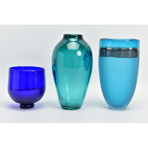 150 - THREE PIECES OF LATE 20TH CENTURY BRITISH STUDIO GLASS, comprising a Phil Oakly green glass vase wit... 