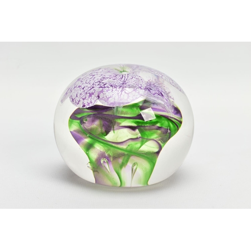 156 - SIDDY LANGLEY (BRITISH CONTEMPORARY) AN ORCHID DESIGN GLASS PAPERWEIGHT, signed and dated 1996 to th... 