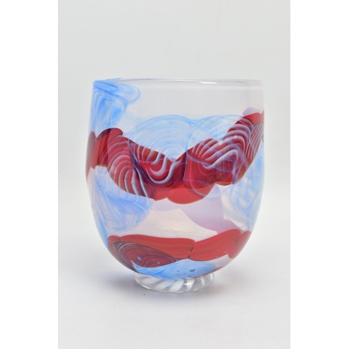 161 - JILL DEVINE (BRITISH CONTEMPORARY) A FOOTED GLASS VASE WITH AN ABSTRACT DESIGN, having a spiral band... 