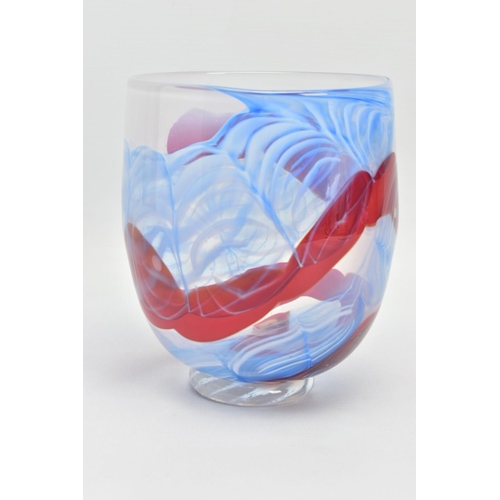 161 - JILL DEVINE (BRITISH CONTEMPORARY) A FOOTED GLASS VASE WITH AN ABSTRACT DESIGN, having a spiral band... 