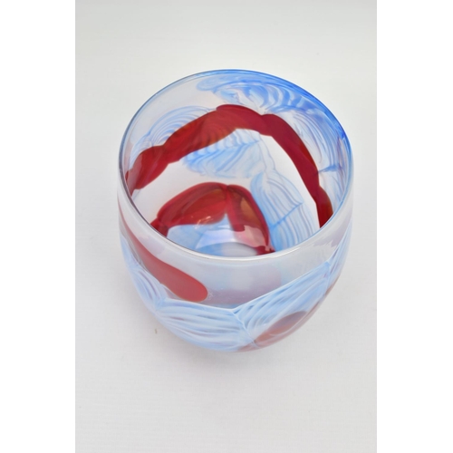 161 - JILL DEVINE (BRITISH CONTEMPORARY) A FOOTED GLASS VASE WITH AN ABSTRACT DESIGN, having a spiral band... 