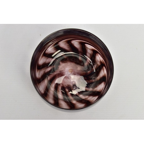 176 - ANTHONY STERN (1944-2022) AN AMMONITE SERIES GLASS BOWL, swirled decoration, signed to the base, app... 