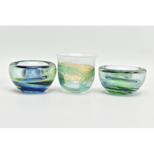 191 - THREE ISLE OF WIGHT STUDIO GLASS BOWLS, the two shorter bowls have impressed marks to the base and p... 