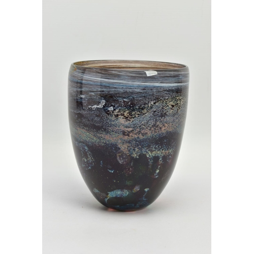 193 - ANTHONY STERN (1944-2022) A STUDIO GLASS VASE HAVING AN ABSTRACT PATTERN, signed to the base, approx... 