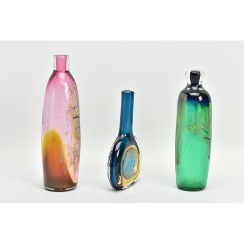 194 - THREE LATER 20TH CENTURY STUDIO GLASS VASES, comprising a blue Iestyn Davies 'Osiris' vase, gold foi... 