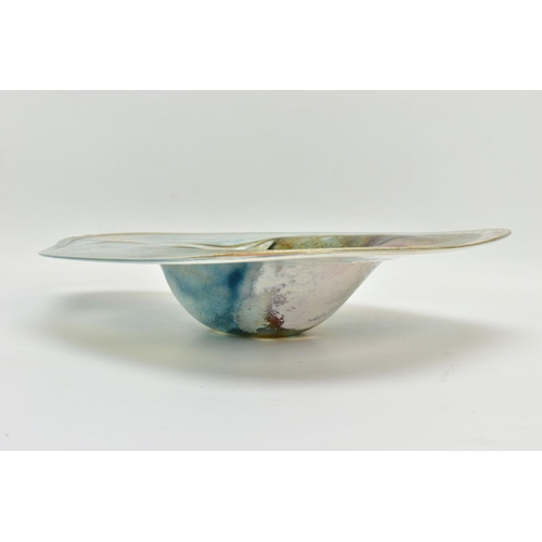 200 - THREE LATE 20TH CENTURY STUDIO GLASS BOWLS, comprising a George Elliot pulled feather design bowl, s... 