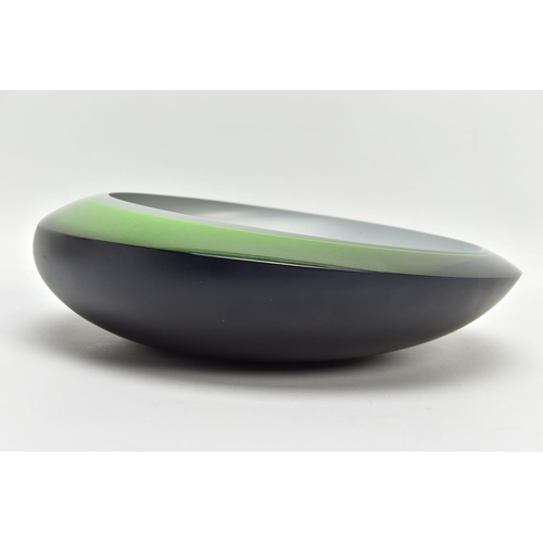 204 - RACHAEL WOODMAN (BRITISH 1957) A SOMMERSO GLASS BOWL, the rim is bevelled on one side becoming a pro... 