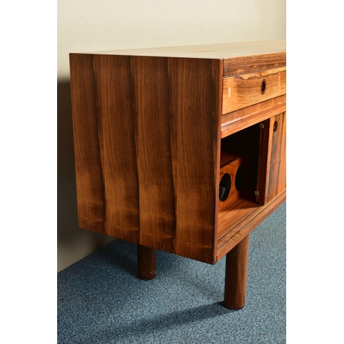 347 - ROBERT HERITAGE (BRITISH 1927-) FOR ARCHIE SHINE, A 1960'S ROSEWOOD SIDEBOARD, the four drawers with... 