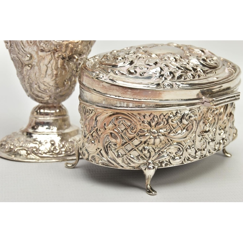 53 - AN EDWARDIAN SILVER OVAL TRINKET BOX WITH HINGED COVER AND A LATE VICTORIAN SILVER VASE, the trinket... 