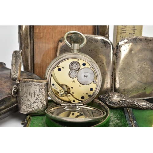 59 - A SMALL PARCEL OF EARLY 20TH CENTURY SILVER ITEMS, comprising a late Victorian rectangular vesta cas... 