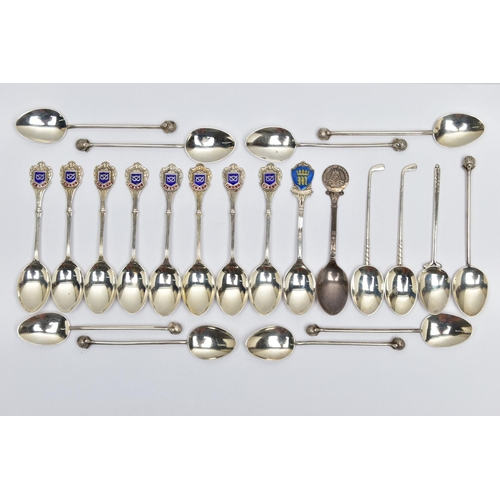 89 - AN ASSORTMENT OF ELIZABETH II SILVER GOLF TEASPOONS, to include eight 'Whittington Barracks Golf Clu... 