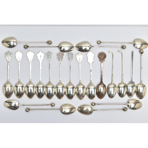 89 - AN ASSORTMENT OF ELIZABETH II SILVER GOLF TEASPOONS, to include eight 'Whittington Barracks Golf Clu... 