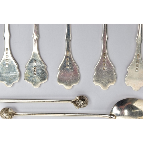 89 - AN ASSORTMENT OF ELIZABETH II SILVER GOLF TEASPOONS, to include eight 'Whittington Barracks Golf Clu... 