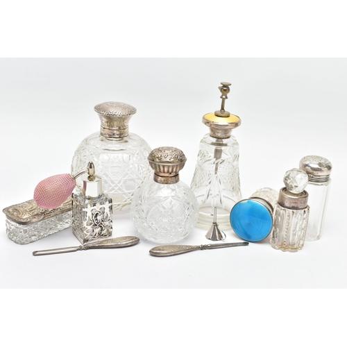 94 - A PARCEL OF SILVER MOUNTED SCENT BOTTLES, TOILET JARS, BOX AND MANICURE ACCESSORIES, including a Geo... 