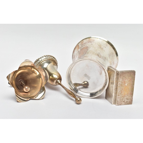 98 - FOUR PIECES OF 20TH CENTURY SILVER, comprising a George V beaker, hand hammered finish, retailed by ... 